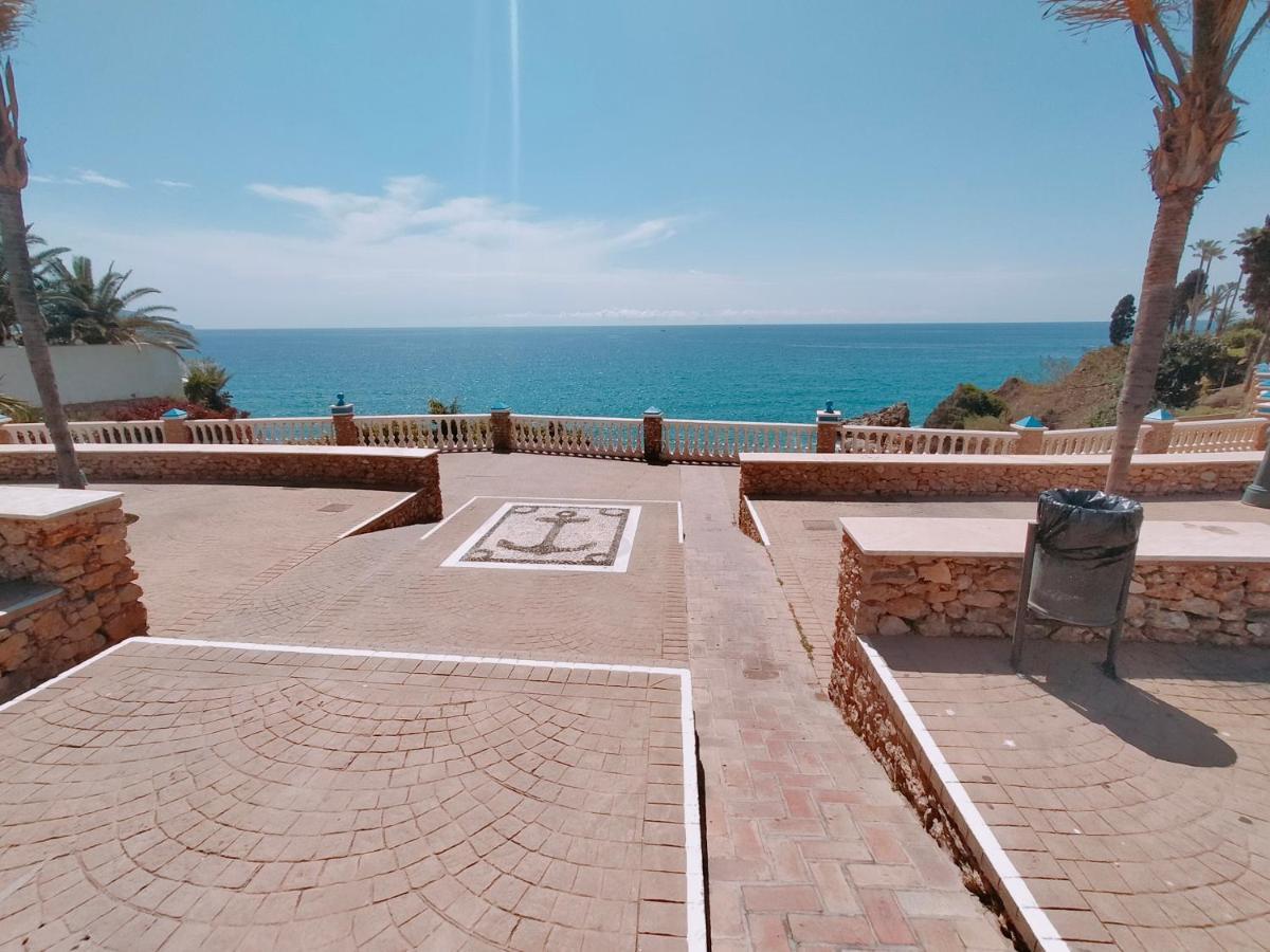 Nerja Sun Apartment Bahia Exterior photo