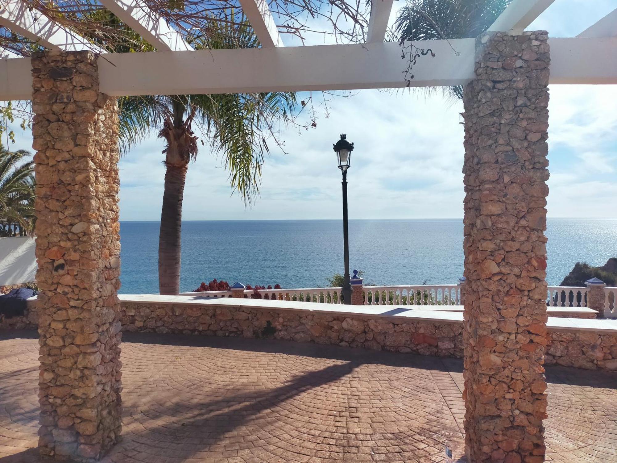 Nerja Sun Apartment Bahia Exterior photo