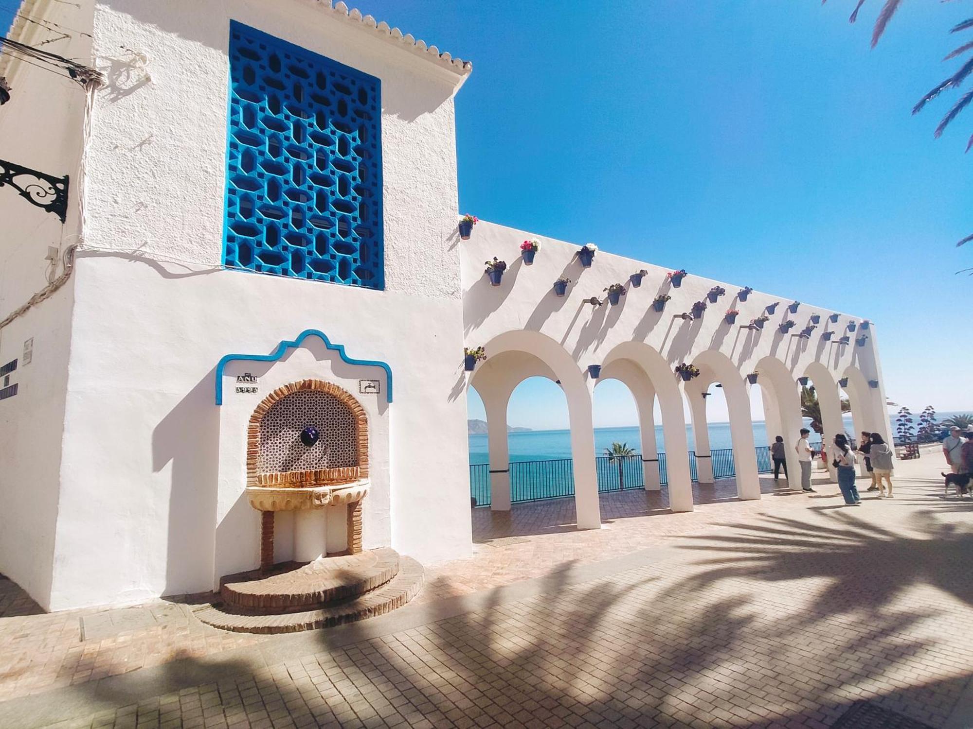 Nerja Sun Apartment Bahia Exterior photo
